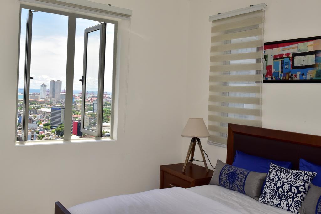 Skylounge Apartment โคลอมโบ ภายนอก รูปภาพ